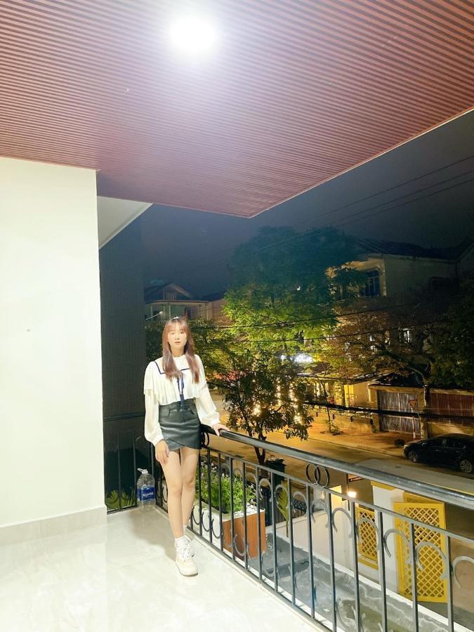 Lena Homestay & Villa ドンホイ エクステリア 写真