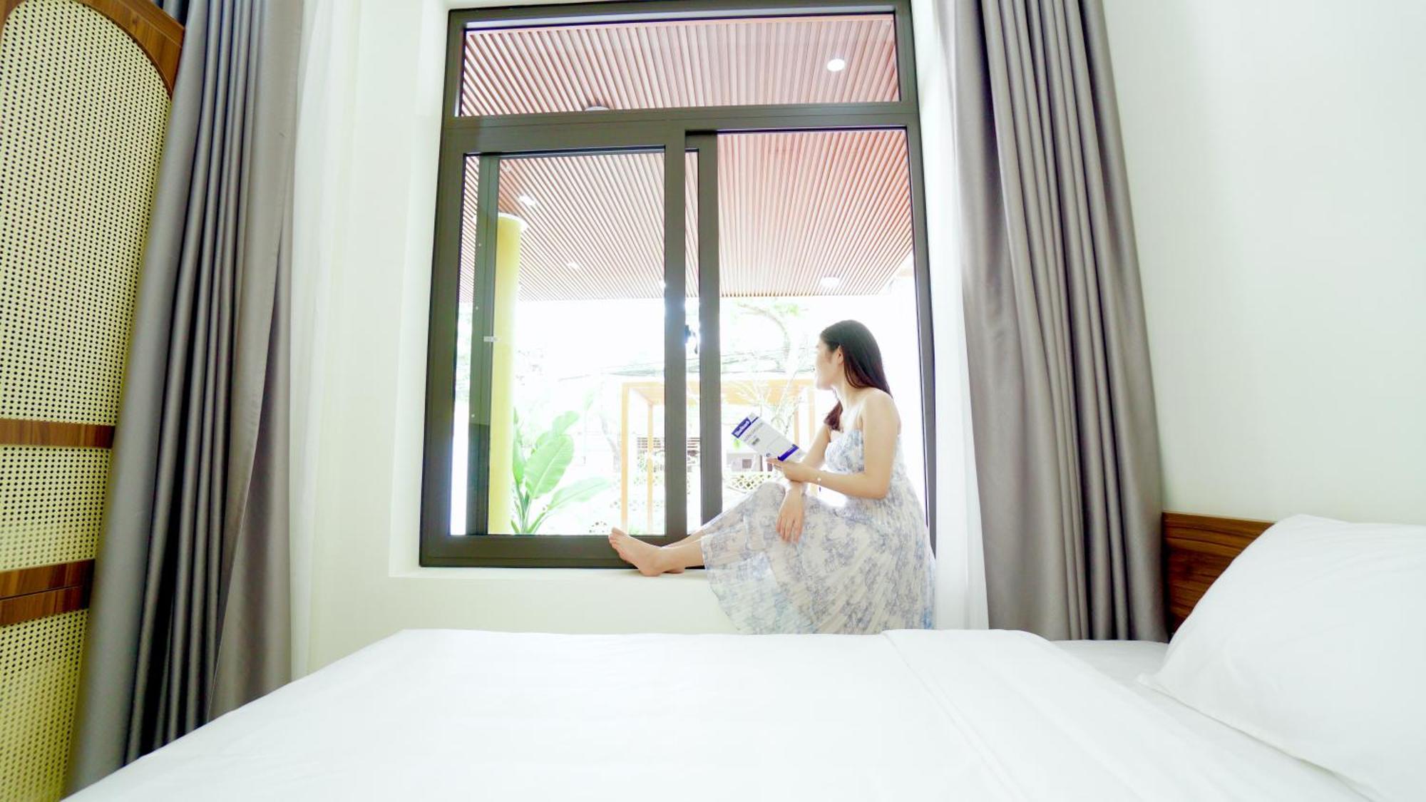 Lena Homestay & Villa ドンホイ エクステリア 写真